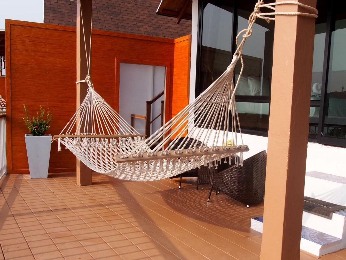 Chareena Hill Beach Resort Koh Lipe Bagian luar foto