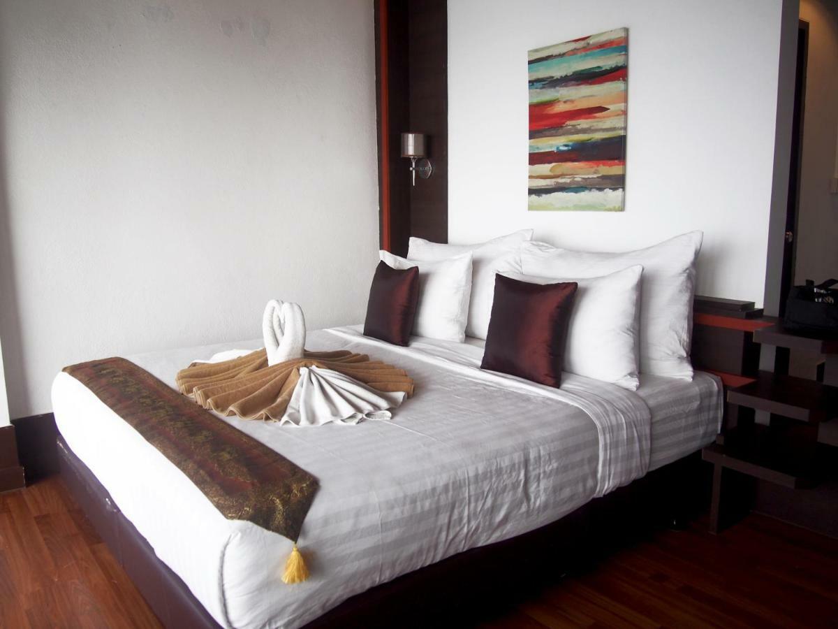 Chareena Hill Beach Resort Koh Lipe Bagian luar foto