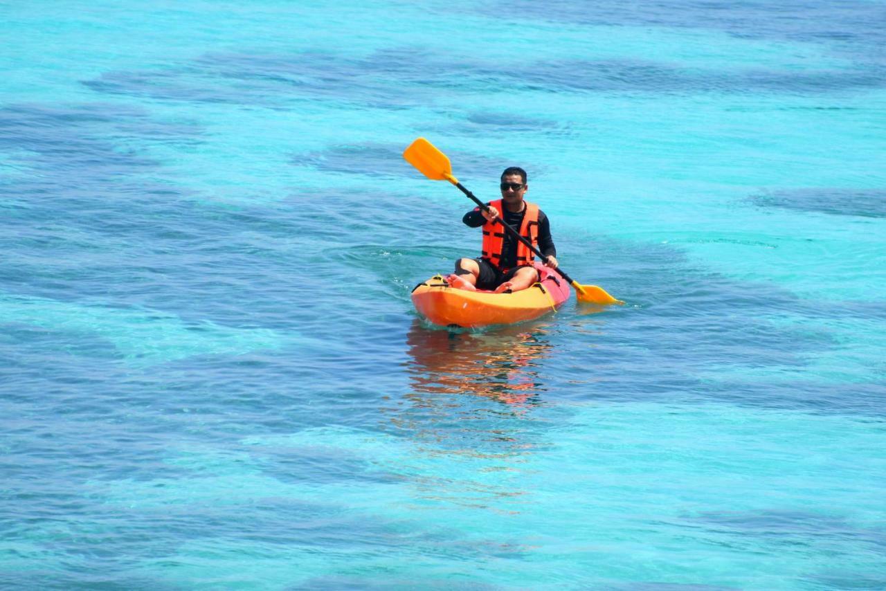 Chareena Hill Beach Resort Koh Lipe Bagian luar foto