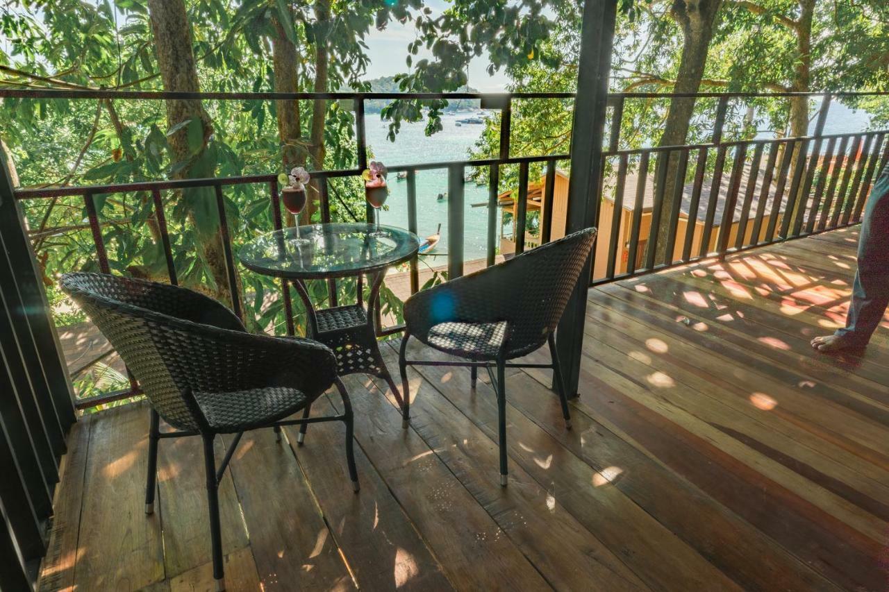 Chareena Hill Beach Resort Koh Lipe Bagian luar foto