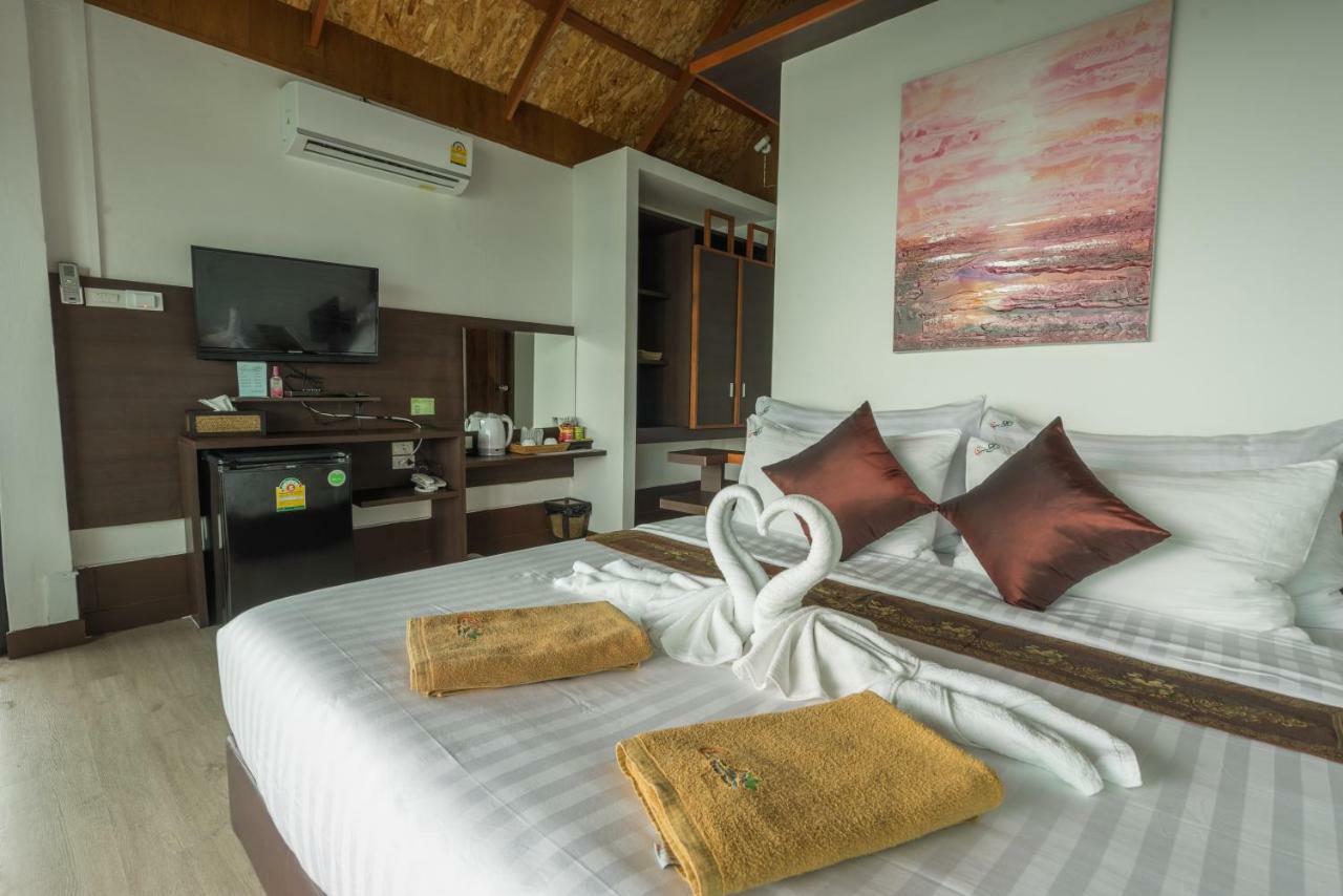 Chareena Hill Beach Resort Koh Lipe Bagian luar foto