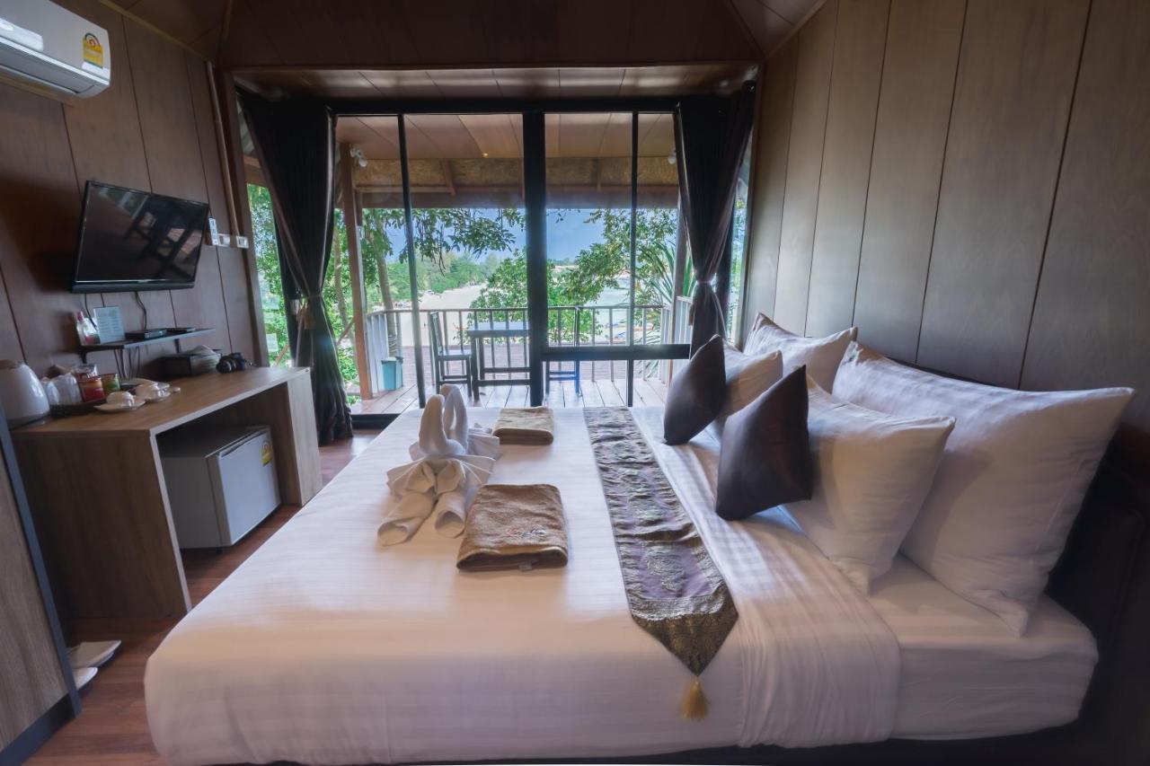 Chareena Hill Beach Resort Koh Lipe Bagian luar foto